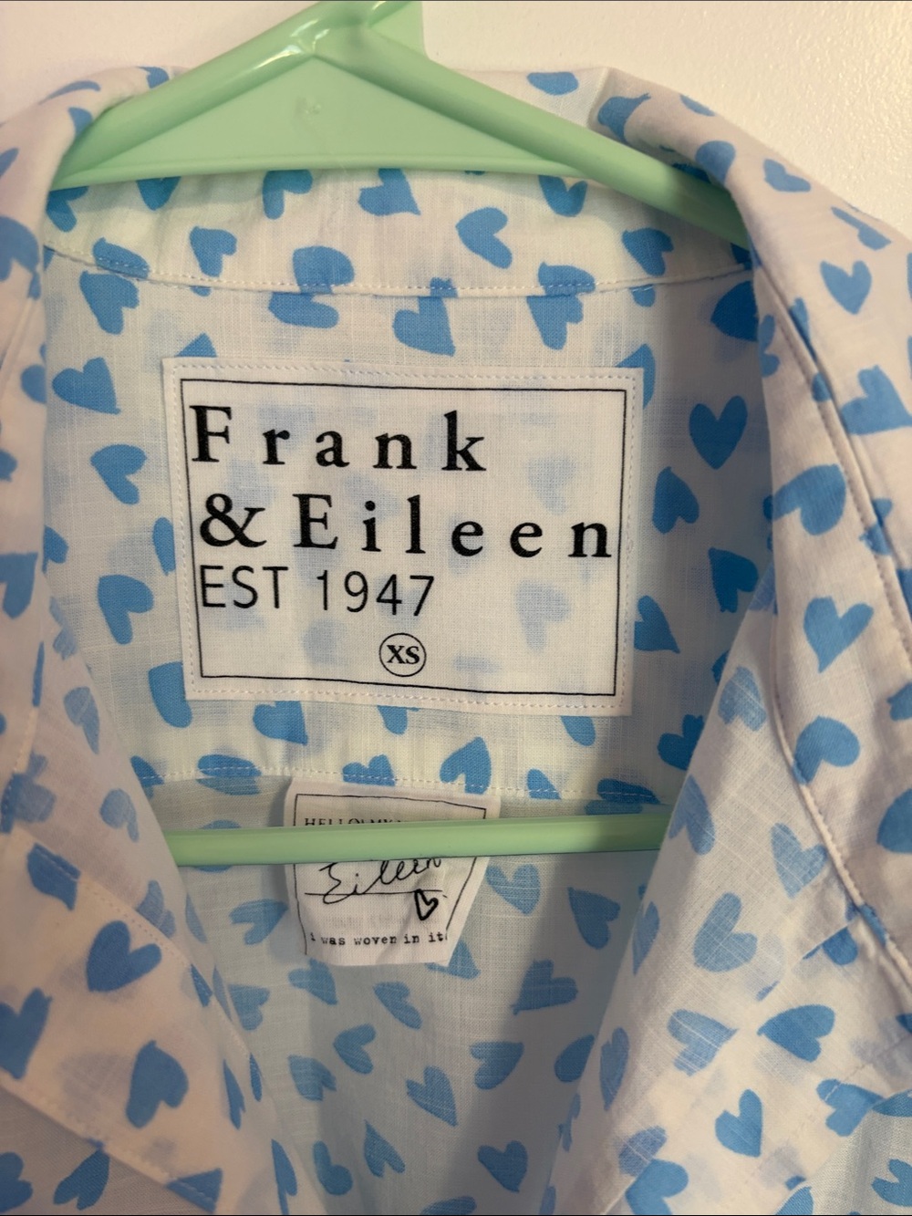 Frank & Eileen Light Blue Heart-Print Button-Down Shirt